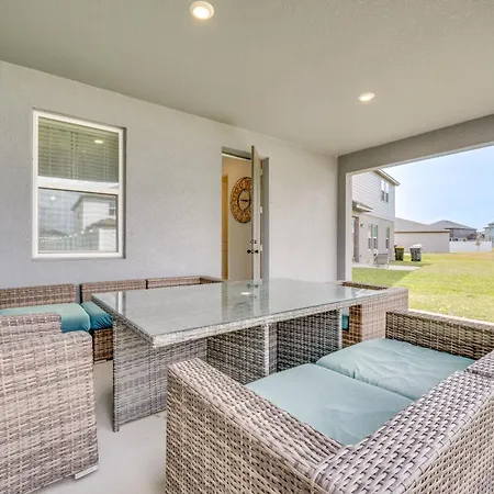 Dog-Friendly Davenport Gem With Patio Near Disney!